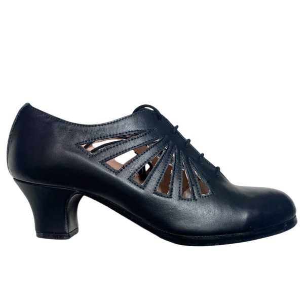 Flamencoschuh INGLES CALADO BOX NEGRO